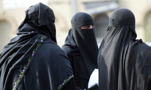 To Defend the Right of Muslim Women to wear the “Niqab” is a Duty ...